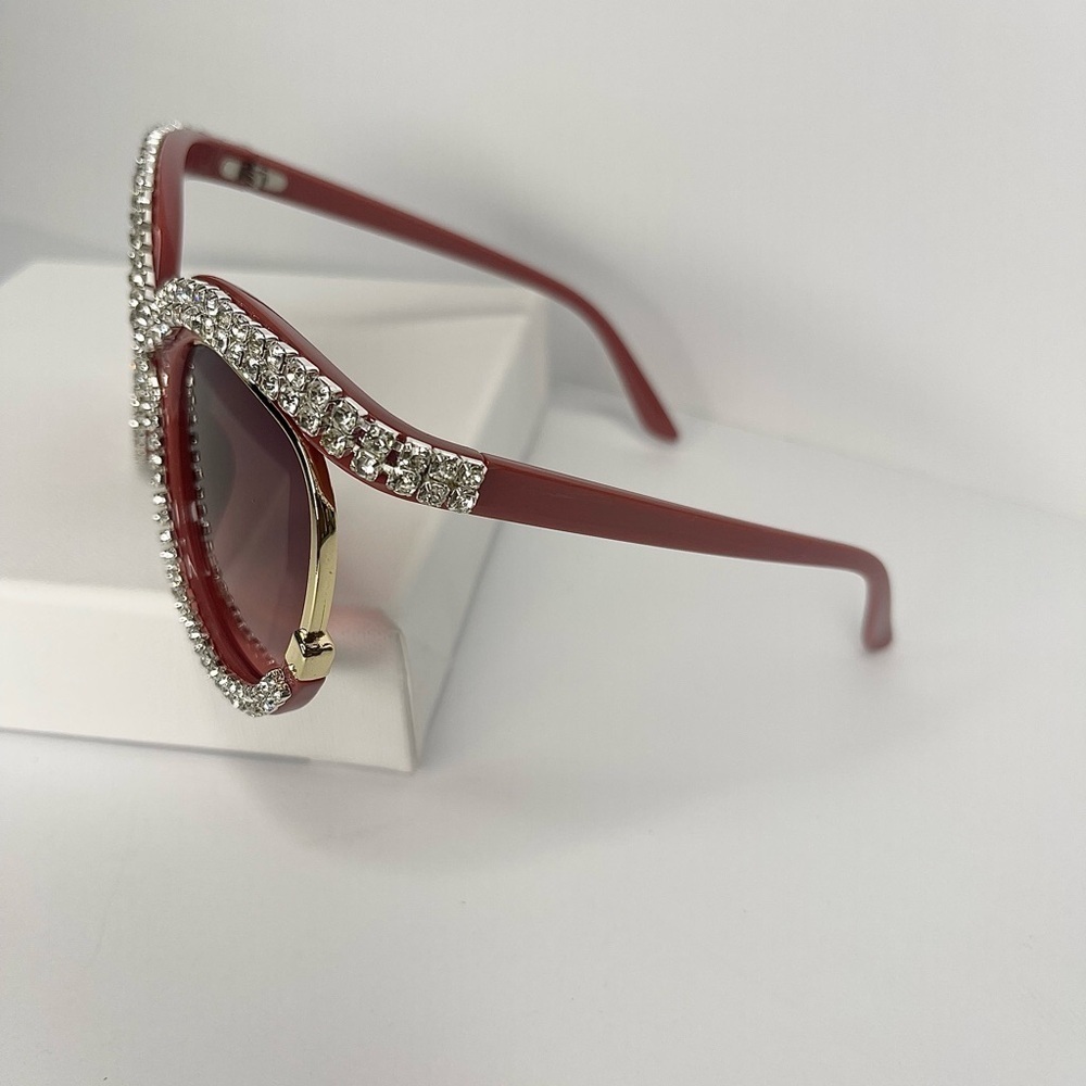 Elegant Red Rhinestone Sunglasses - Picture 2 of 3